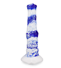 Load image into Gallery viewer, 26,5 cm langer Pferdedildo mit Saugnapf